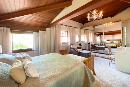 Casa à venda com 550m², 5 quartos e 4 vagasSuite 1