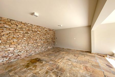 Casa à venda com 550m², 5 quartos e 4 vagasGaragem