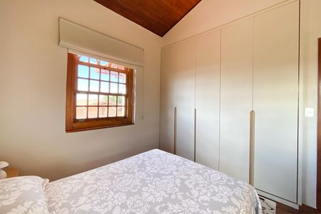 Casa à venda com 550m², 5 quartos e 4 vagasQuarto 3