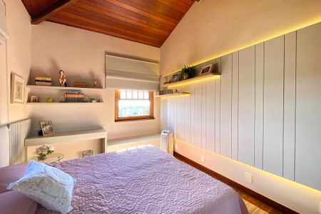 Casa à venda com 550m², 5 quartos e 4 vagasSemisuite 2