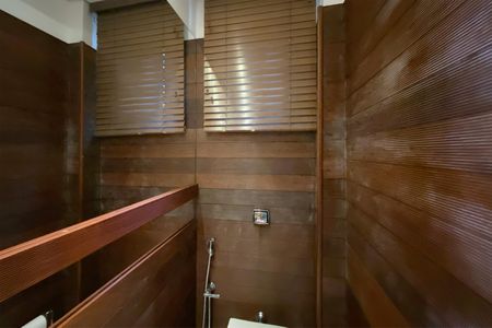 Casa à venda com 550m², 5 quartos e 4 vagasLavabo da Sala