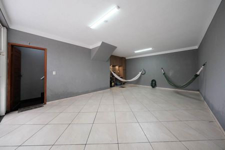 Casa de condomínio à venda com 130m², 3 quartos e 2 vagasGaragem
