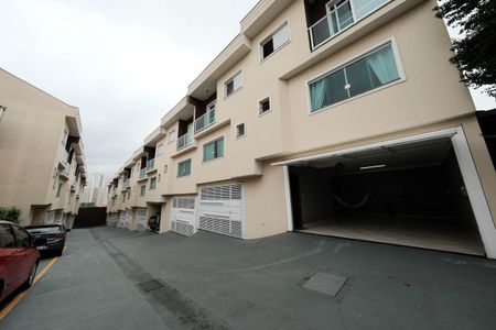 Casa de condomínio à venda com 130m², 3 quartos e 2 vagasÁrea comum