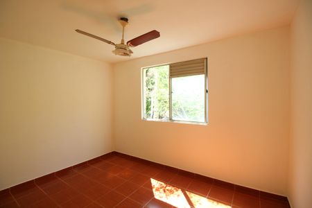 Quarto 2 de apartamento à venda com 3 quartos, 60m² em Jacarepaguá, Rio de Janeiro