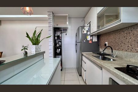 Apartamento à venda com 59m², 2 quartos e 2 vagascozinha