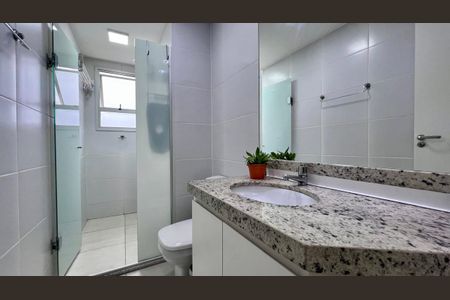 Apartamento à venda com 59m², 2 quartos e 2 vagasbanho