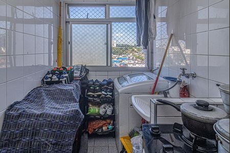 Apartamento à venda com 62m², 3 quartos e 1 vagacozinha e área de serviço compartilhadas_3