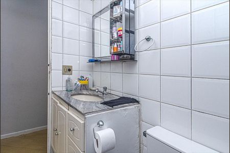 Apartamento à venda com 62m², 3 quartos e 1 vagabanheiro social_3