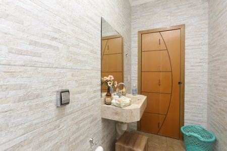 Casa para alugar com 200m², 2 quartos e 1 vaga Casa para alugar com 200m², 2 quartos e 1 vagaLavabo