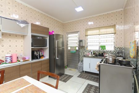 Casa para alugar com 200m², 2 quartos e 1 vaga Casa para alugar com 200m², 2 quartos e 1 vagaCozinha