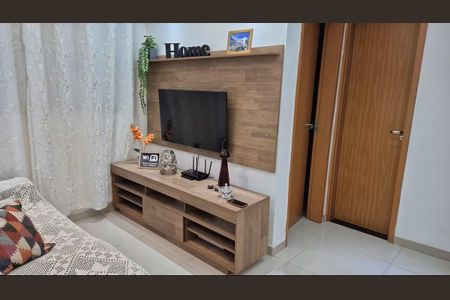 Sala de apartamento para alugar com 2 quartos, 50m² em Santa Cruz, Rio de Janeiro