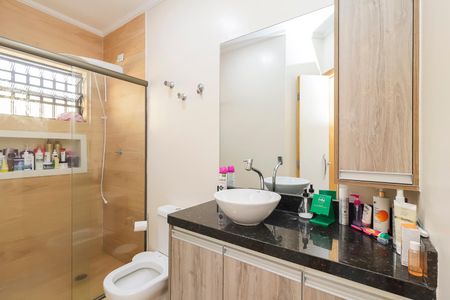 Casa à venda com 100m², 2 quartos e 2 vagasBanheiro