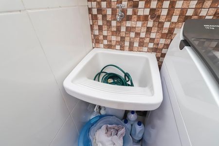 Casa à venda com 100m², 2 quartos e 2 vagasÁrea de Serviço