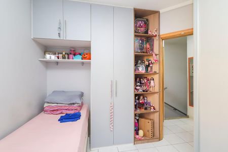 Casa à venda com 100m², 2 quartos e 2 vagasQuarto 2