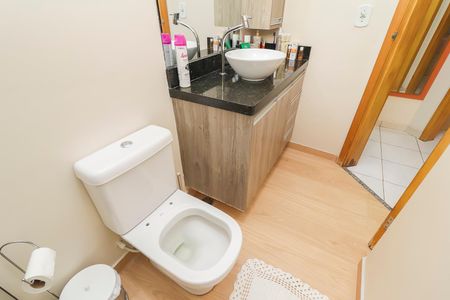 Casa à venda com 100m², 2 quartos e 2 vagasBanheiro