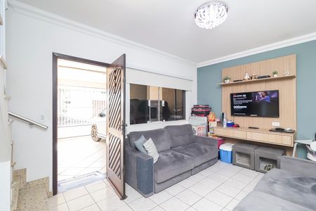 Casa à venda com 100m², 2 quartos e 2 vagasSala