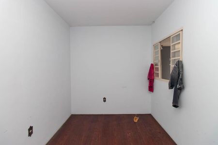 Casa à venda com 240m², 6 quartos e 2 vagasQuarto 2