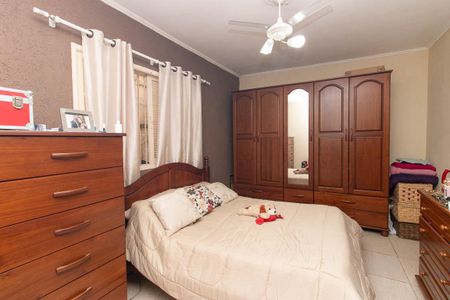 Casa à venda com 240m², 6 quartos e 2 vagasQuarto 1 Casa 2