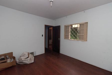 Casa à venda com 240m², 6 quartos e 2 vagasQuarto 1