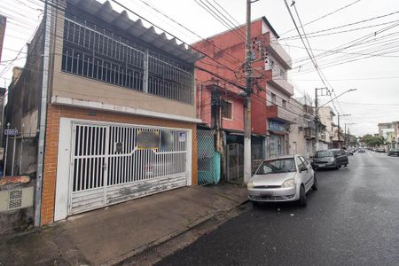 Casa à venda com 240m², 6 quartos e 2 vagasFachada