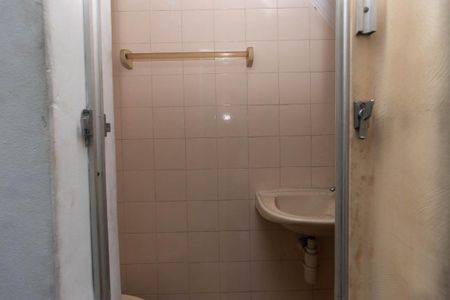 Casa à venda com 240m², 6 quartos e 2 vagasLavabo