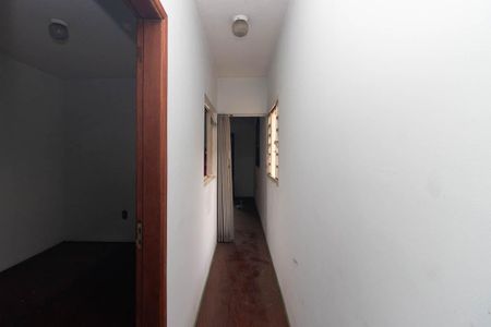 Casa à venda com 240m², 6 quartos e 2 vagasCorredor dos Quartos