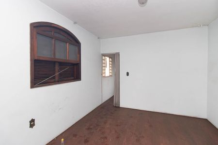 Casa à venda com 240m², 6 quartos e 2 vagasQuarto 3