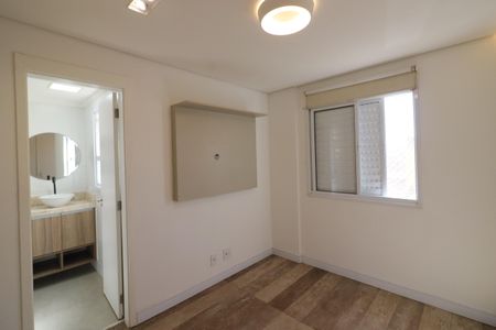 Suíte 1 de apartamento para alugar com 2 quartos, 58m² em Quitaúna, Osasco