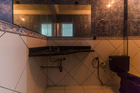 Casa para alugar com 123m², 2 quartos e 1 vaga Casa para alugar com 123m², 2 quartos e 1 vagaBanheiro da Suíte