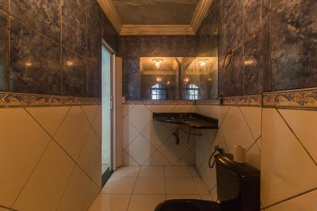 Casa para alugar com 123m², 2 quartos e 1 vaga Casa para alugar com 123m², 2 quartos e 1 vagaBanheiro da Suíte