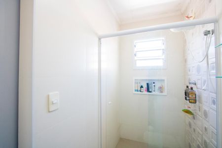 Apartamento à venda com 205m², 3 quartos e 2 vagasBanheiro do quarto 1