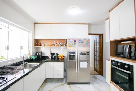 Apartamento à venda com 205m², 3 quartos e 2 vagasCozinha