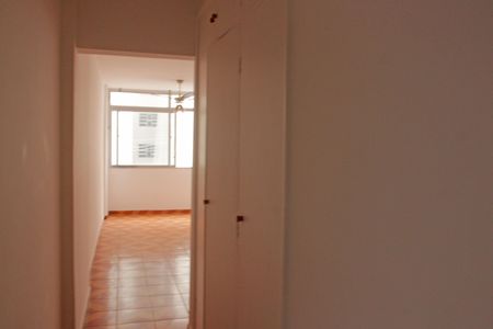 Apartamento para alugar com 66m², 2 quartos e 1 vagaCorredor