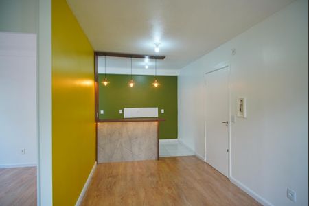 Sala de apartamento à venda com 2 quartos, 43m² em Rubem Berta, Porto Alegre