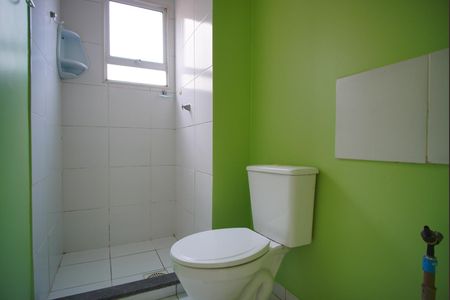 Banheiro Corredor de apartamento à venda com 2 quartos, 43m² em Rubem Berta, Porto Alegre