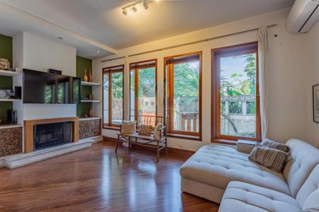 Casa à venda com 3 quartos, 226m² em Brooklin, São Paulo