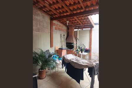 Casa à venda com 3 quartos, 135m² em São Pedro, Osasco