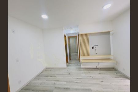Apartamento à venda com 80m², 2 quartos e 1 vaga