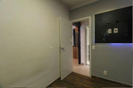 Apartamento à venda com 58m², 2 quartos e 1 vaga