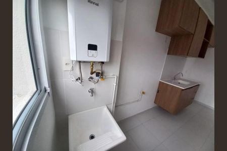 Apartamento para alugar com 40m², 2 quartos e sem vaga Apartamento para alugar com 40m², 2 quartos e sem vagaCozinha e Área de Serviço