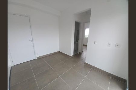Sala de apartamento para alugar com 2 quartos, 40m² em Catiapoã, São Vicente