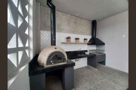 Apartamento para alugar com 40m², 2 quartos e sem vagaÁrea comum - Churrasqueira