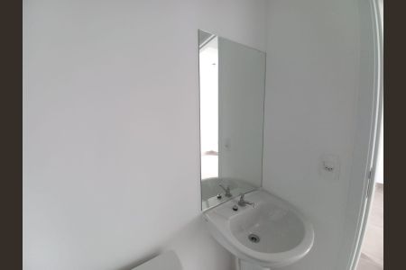 Apartamento para alugar com 40m², 2 quartos e sem vagaBanheiro