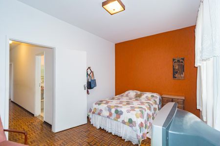 Casa à venda com 194m², 3 quartos e 3 vagasQuarto 3