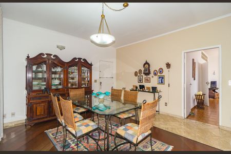 Casa à venda com 194m², 3 quartos e 3 vagasSala de Jantar