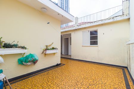 Casa à venda com 194m², 3 quartos e 3 vagasQuintal