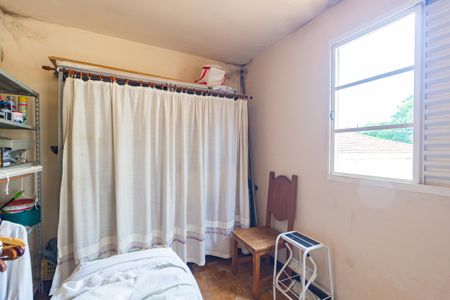 Casa à venda com 194m², 3 quartos e 3 vagasQuarto - Área de Serviço