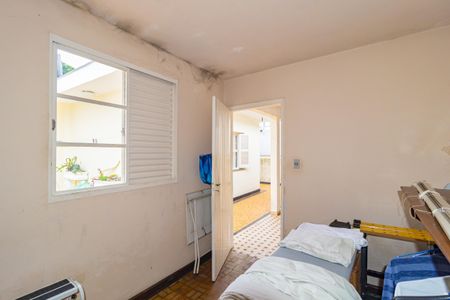 Casa à venda com 194m², 3 quartos e 3 vagasQuarto - Área de Serviço