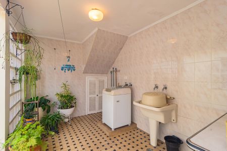 Casa à venda com 194m², 3 quartos e 3 vagasÁrea de Serviço