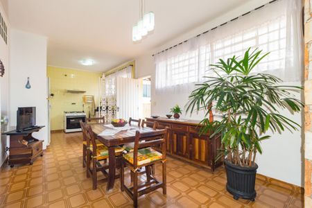 Casa à venda com 194m², 3 quartos e 3 vagasSala de Almoço - Cozinha